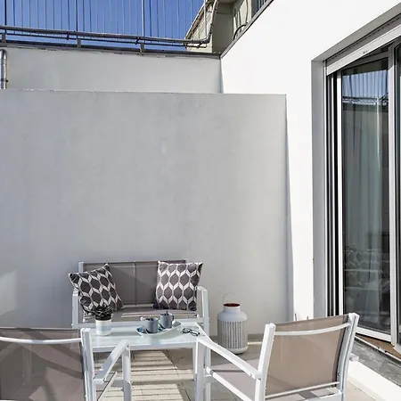 Deluxe By Wonderful Italy Apartment Genua