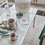 Apartment Deluxe By Wonderful Italy